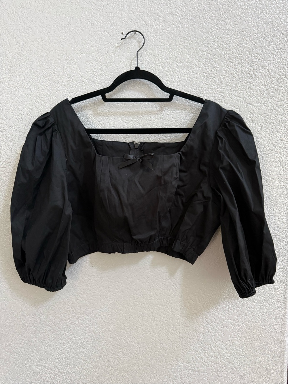 NWOT Vixen by Michelline Pitt - Puff Sleeve Cropped Top - 2X